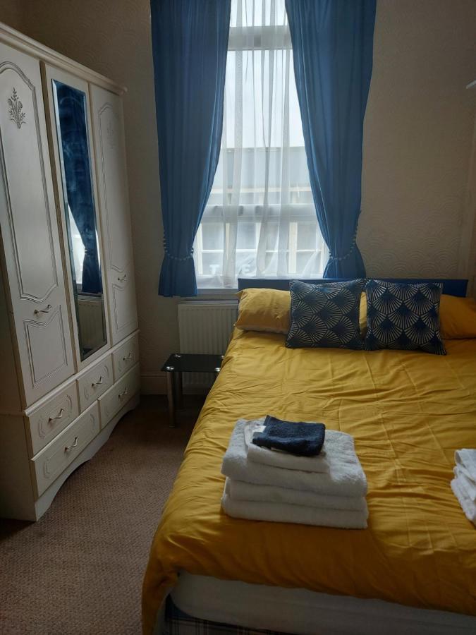 Sandyrise Holiday Lets Apartman Scarborough Kültér fotó
